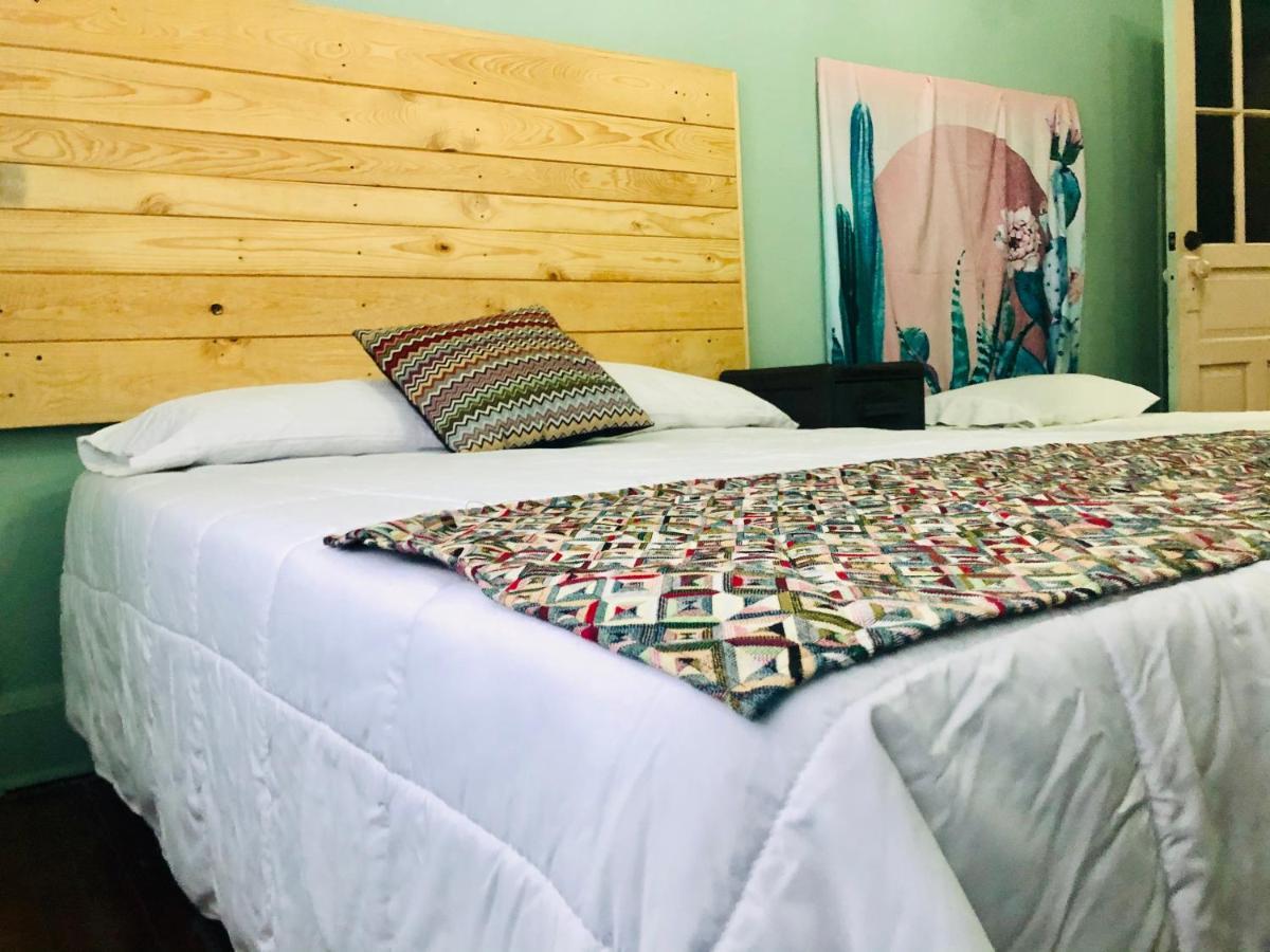Hostal Kuira Ba By Rotamundos Chihuahua Eksteriør bilde